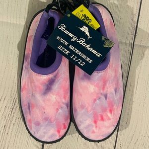 Tommy Bahama girls water shoes NWT SIZE 11/12